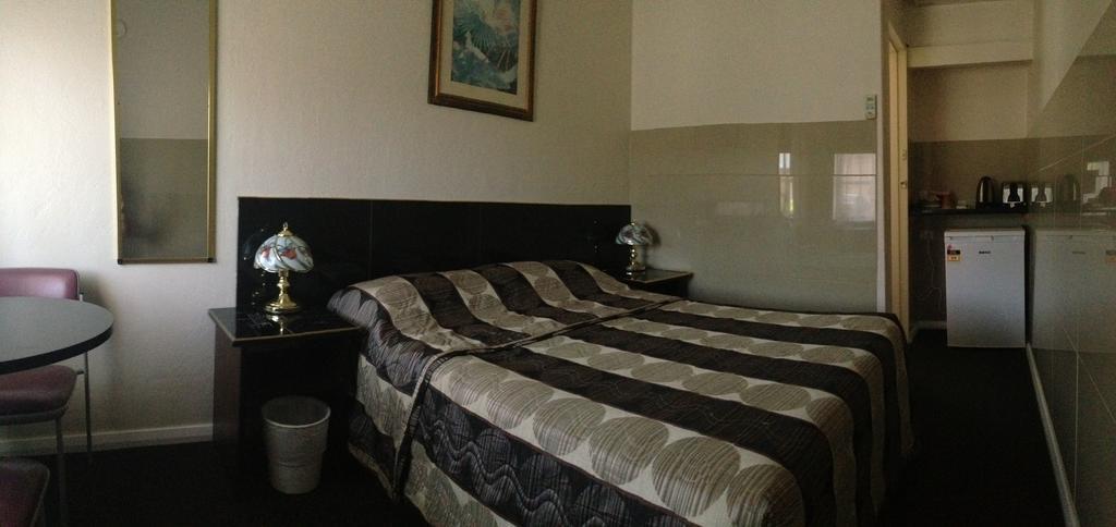 Avalon Motel Mount Gambier Exteriör bild